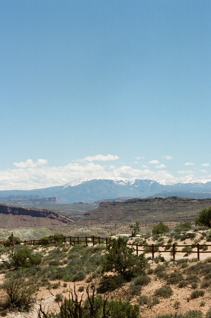 Photograph 04